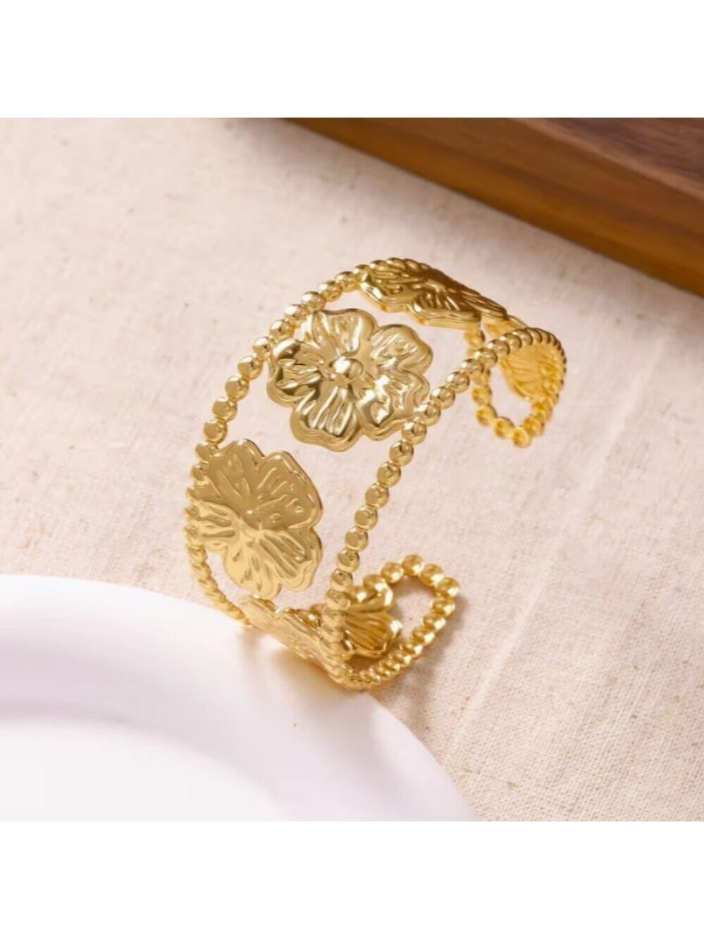 Flower-shaped Open Bracelet, Fashionable Elegant 304 Stainless Steel Bangle - Picture 8 of 8
